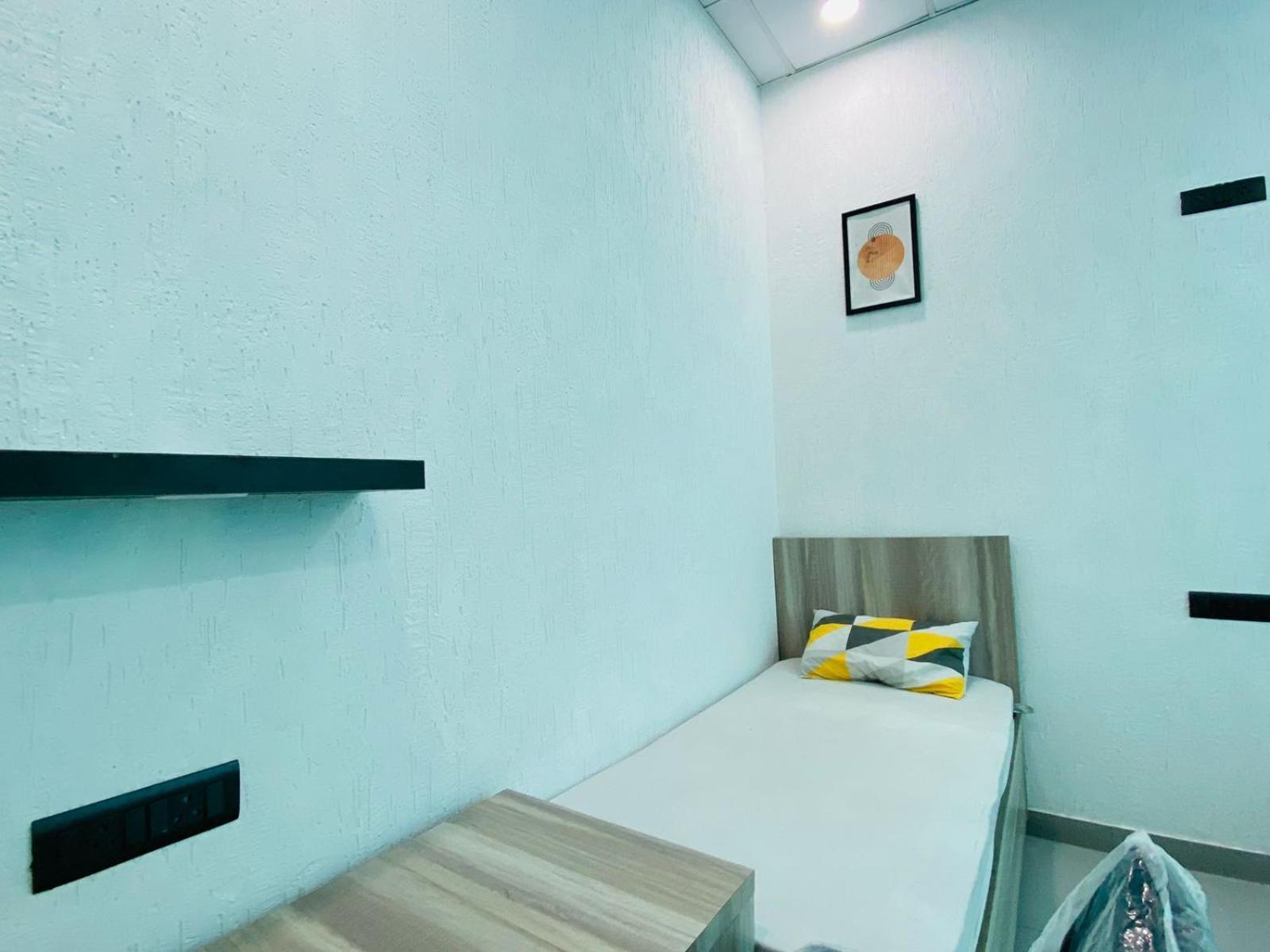 A Pousada Abuzz Oxfordcaps Imperial Heights Mussoorie Dehradun Exterior foto
